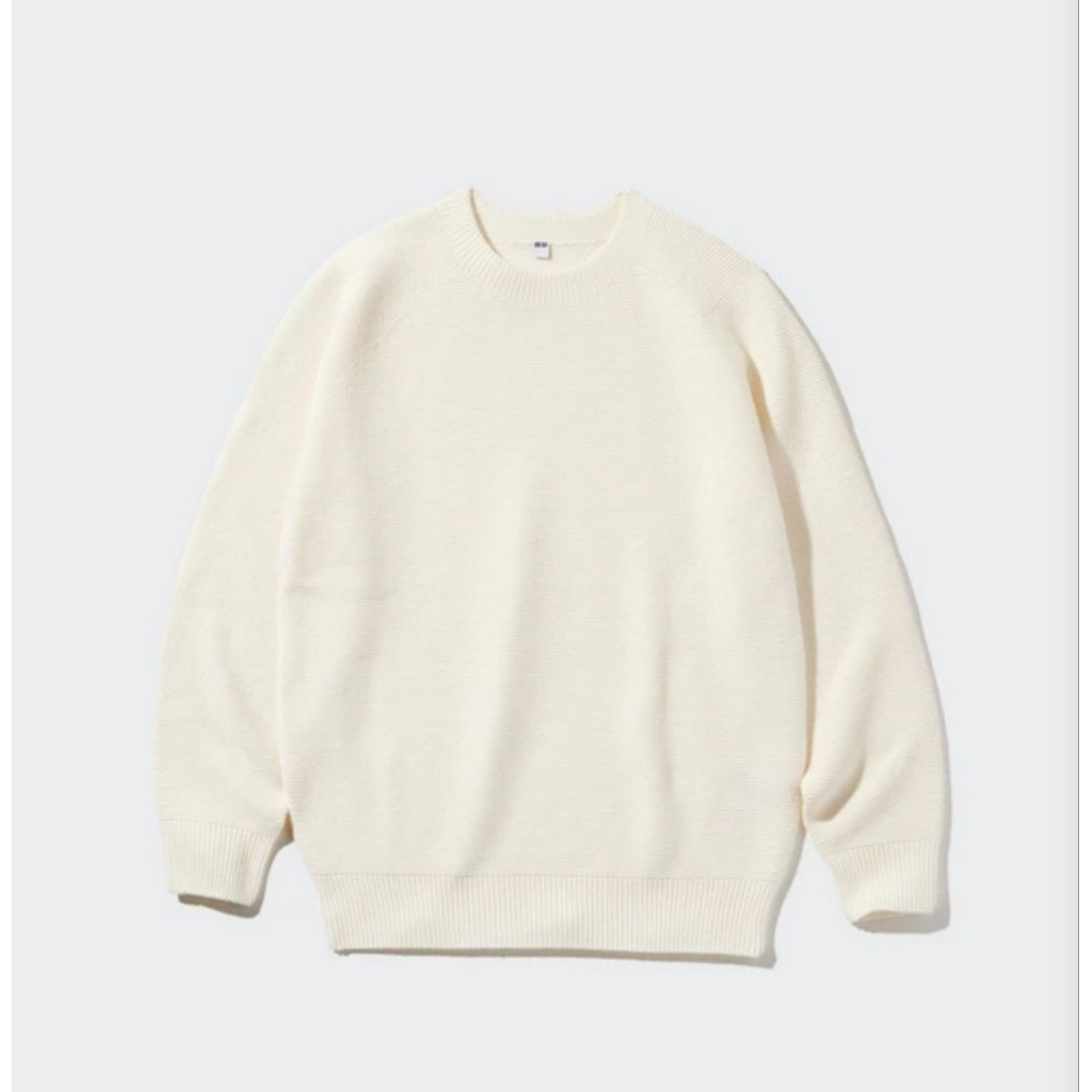 UNIQLO เสื้อสเวตเตอร์แขนยาวคอกลมถัก 3 มิติ /AD13