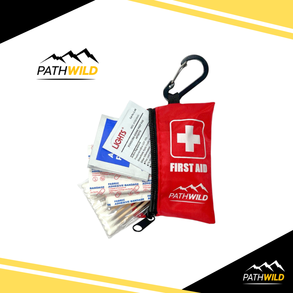 ชุดอุปกรณ์ทำแผลฉุกเฉิน PATHWILD FIRST AID KIT Carabiner พกพาสะดวกมาพร้อมคาราบิเนอร์