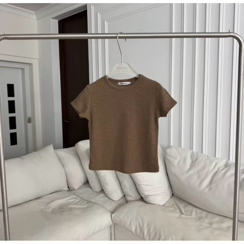 🦑 เสื้อ promthong  น้ำตาล M ใส่หนึ่งครั้ง