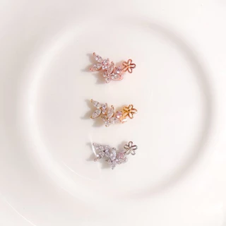 More Than Piercing: MP38 Lily Butterfly *waterproof* จิวหู/ต่างหู