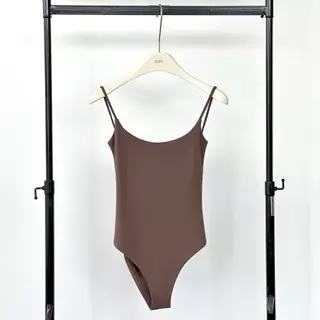 Atipashop - Lunara Bodysuit | บอดี้สูทสายเส้นเล็ก ลุคมินิมอล เปิดหลังเซกซี่เบาๆ