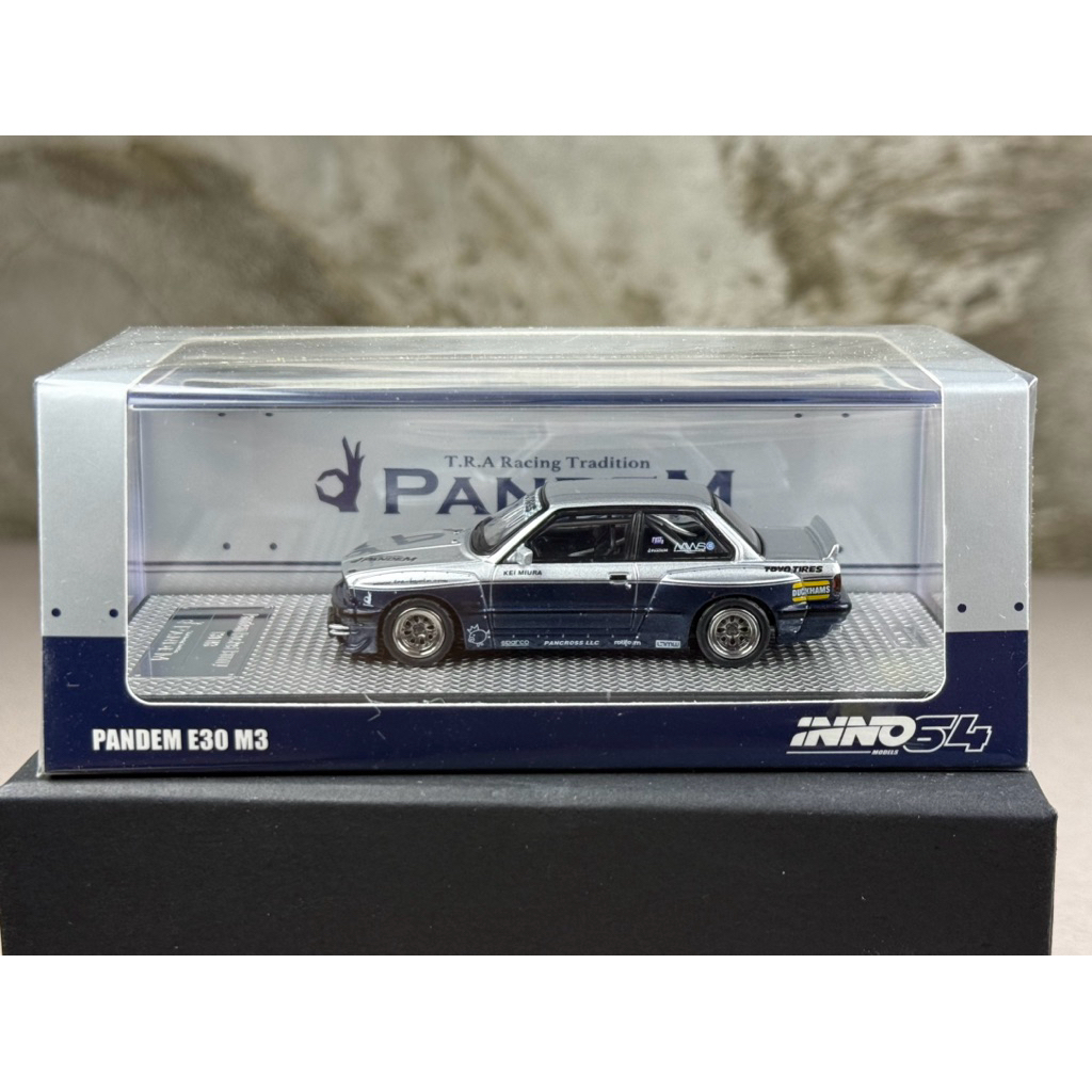 ▫️BMW Pandem E30 M3 Silver/Blue Scale 1:64 ยี่ห้อ Inno 64