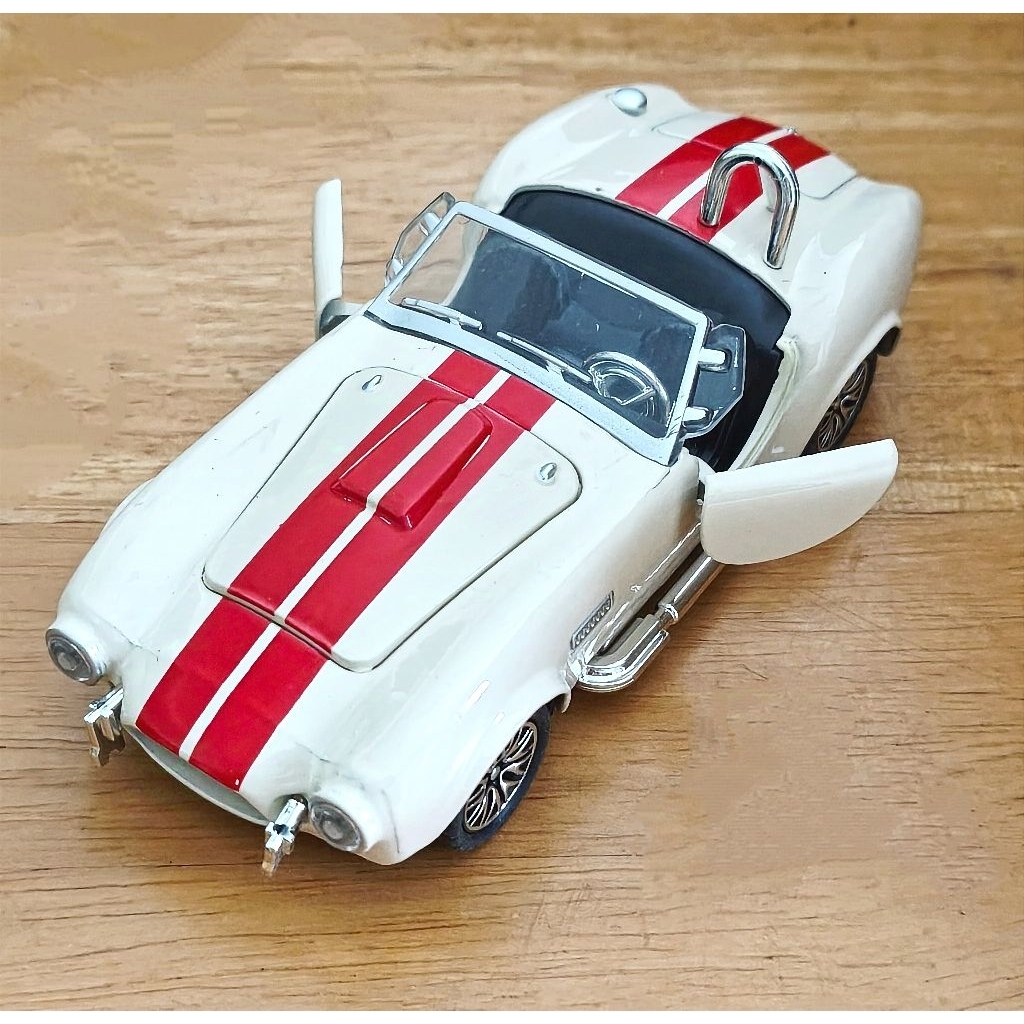 1965 Shelby Cobra 427 โมเดลรถเหล็ก รถคลาสสิก รถโบราณ มีกล่อง