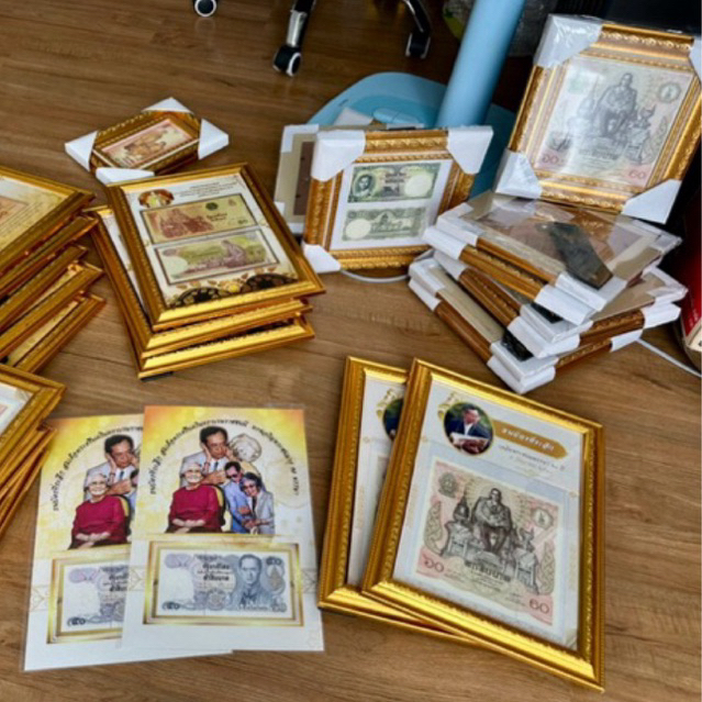 กรอบรูป กรอบเปล่า (❌ไม่รวม ธน บัตร ) มีหลายขนาดให้เลือกคับ