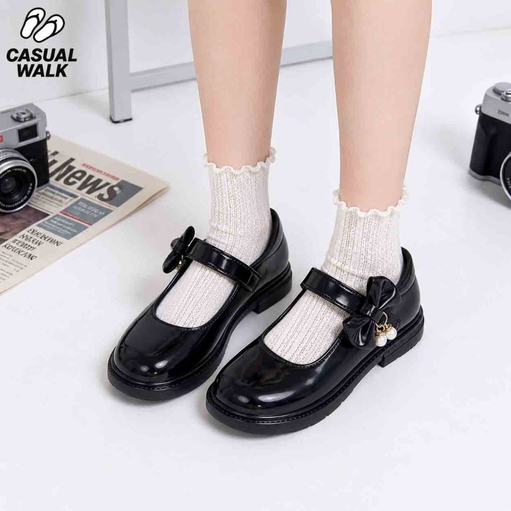 CasualWalk รองเท้าเด็กผู้หญิง แมรี่เจน PU โบว์มุกน่ารัก สไตล์เกาหลี กันลื่น ใส่สบาย รองเท้าไปโรงเรียน เบอร์30-35