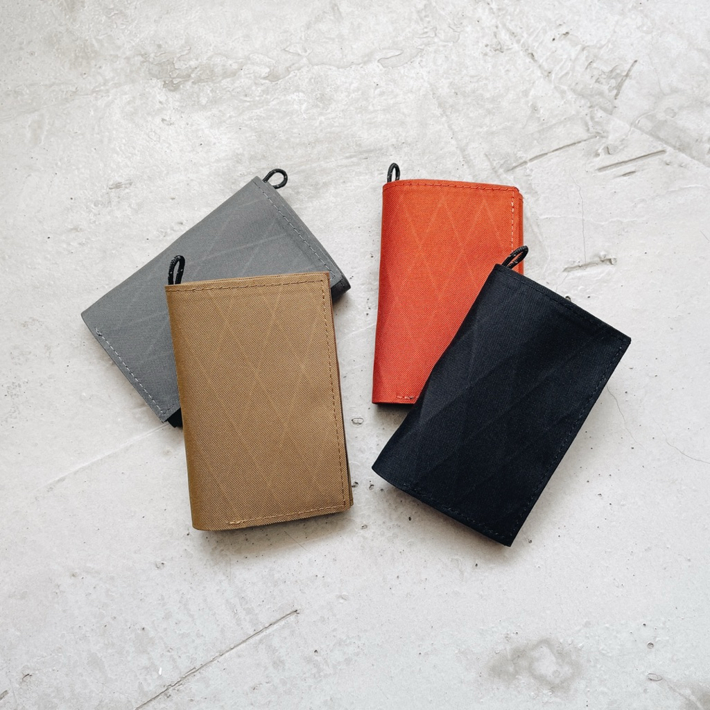 Trifold Wallet - Dyneema กระเป๋าสตางค์น้ำหนักเบา ทนทาน ใส่แบงค์ ใส่บัตร และเหรียญ