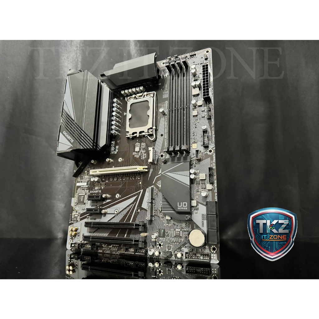 เมนบอร์ด(mainboard) GIGABYTE Z690 UD (socket 1700)