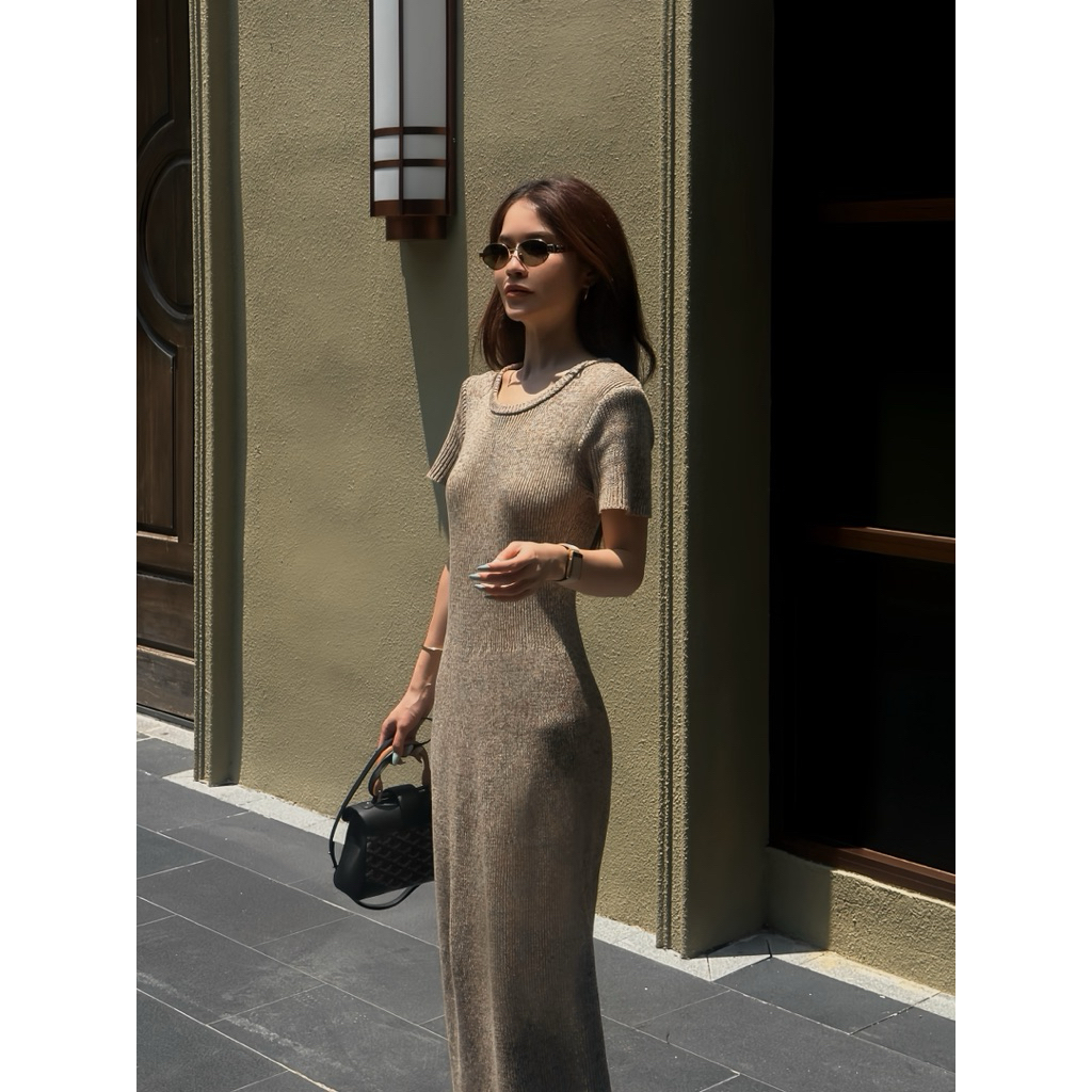 Umade - Aimee dress เดรสแขนสั้น เดรสยาว เดรสไหมพรม