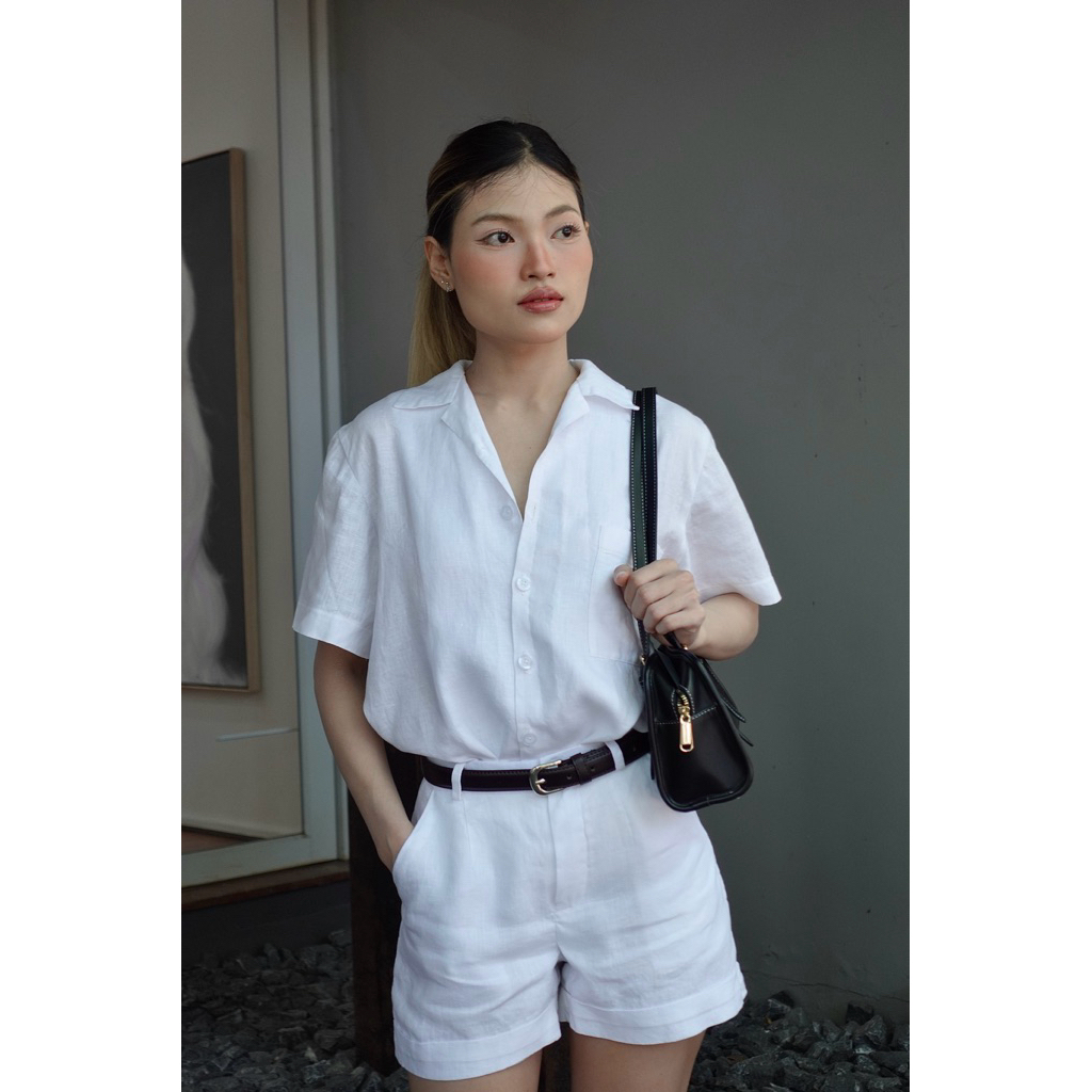 Mist Set ชุดเซ็ตลินินสีขาว 100% Linen เสื้อแขนสั้น กางเกงขาสั้น LINOIR