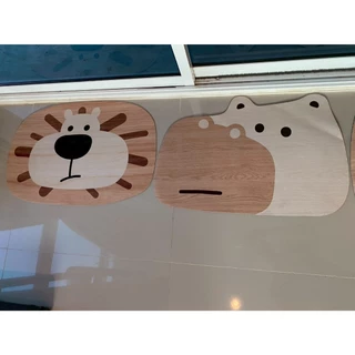 พรมเช็ดเท้าลายไม้60x40cm พรมลายหมีสไตล์ไม้ พรมรองพื้นกันลื่น ดีไซน์น่ารัก แต่งบ้านอบอุ่น ใช้หน้าห้องน้ำ ห้องครัว