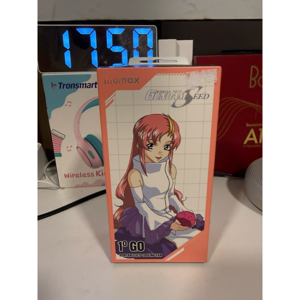 🌸🤖 ขายMOMAX x GUNDAM พัดลมพกพา 1 Go Portable Icy Cooling Fan Haro Pink Limited Edition 🤖