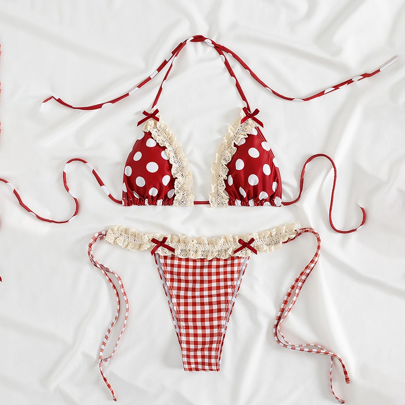 ชุดว่ายน้ำbikini 2ชิ้น บิกินี่ใหม่2026 ลายจุดโบว์แดงแต่งระบายลูกไม้ สไตล์เกาหลี Y2K น่ารักเซ็กซี่ขยี้ใจ#1203
