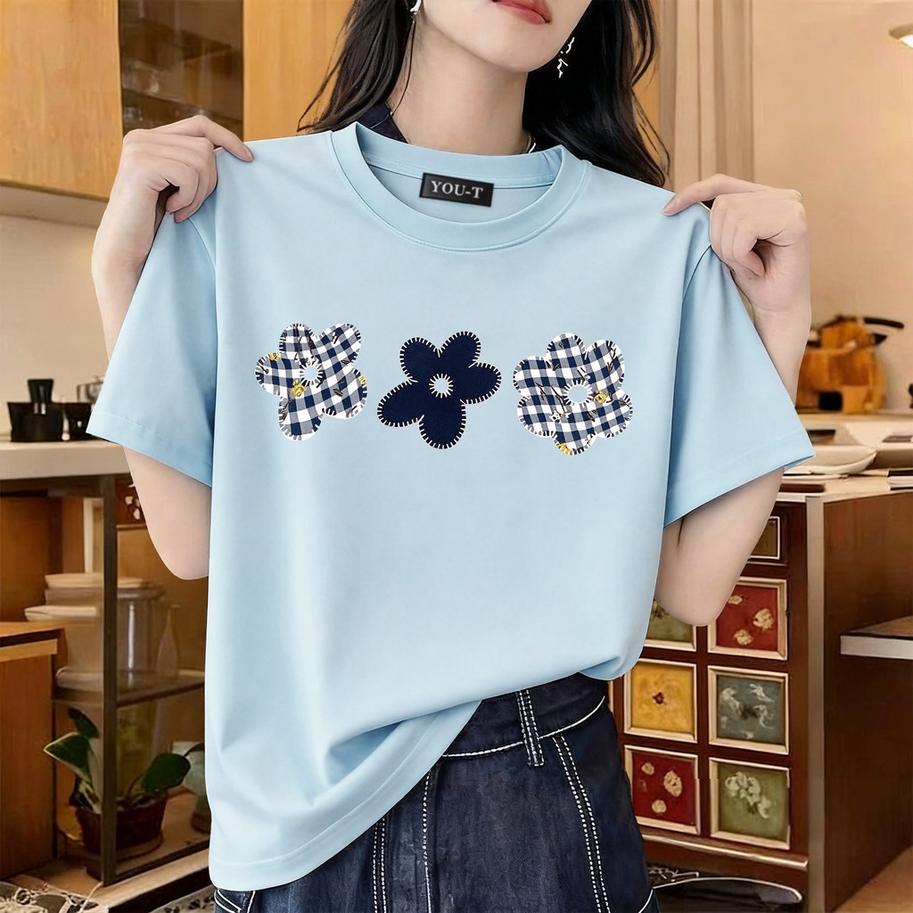 ผู้หญิง เสื้อยืด oversize เสื้อหวานๆ โคตรนุ่ม ไม่ยับง่าย ‘Three flowers’ สินค้าใหม่ ﻿6.26