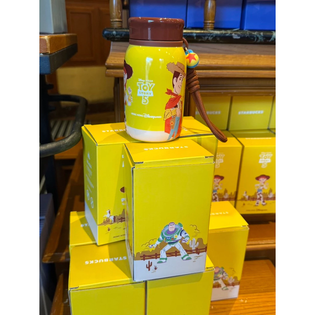 ❤️พร้อมส่งที่ไทย❤️ขวดน้ำออกใหม่ Starbuck x Toy story 5 Hongkong disneyland