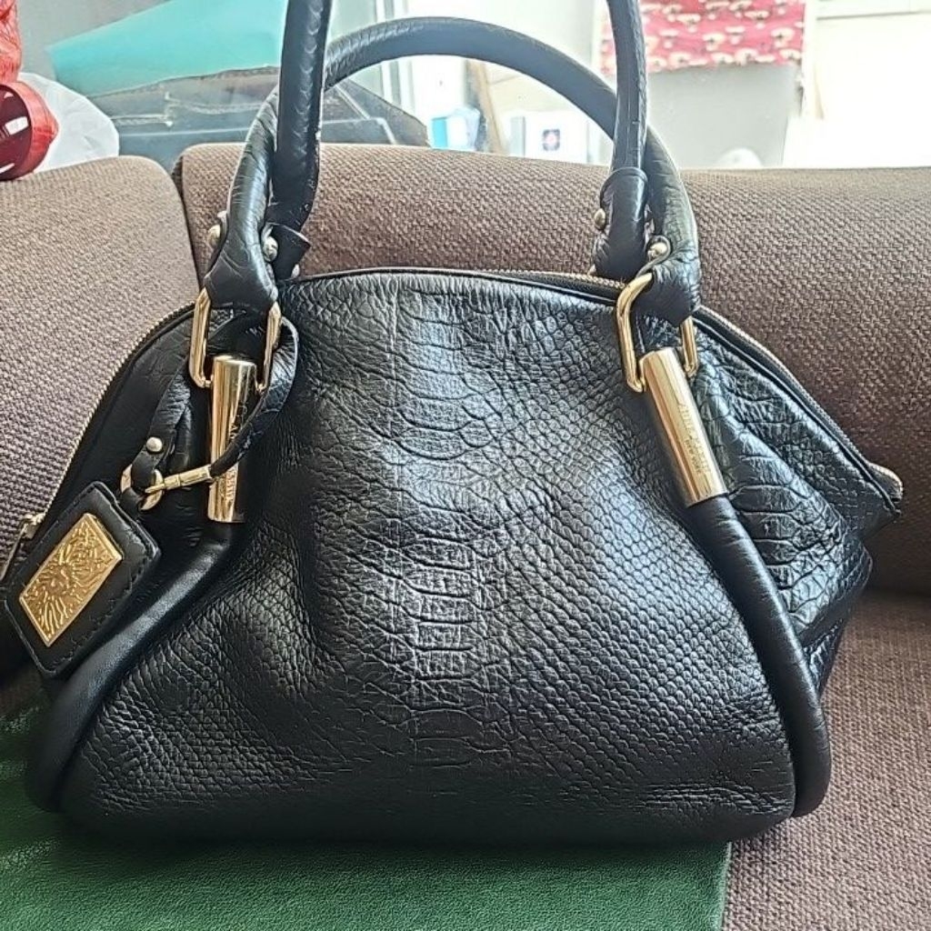กระเป๋าหนัง Anne_Klein