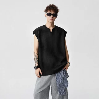 💥BecoolMan💥เสื้อยืดฤดูร้อน ผ้าลายริ้ว คอวี รุ่นบาง แขนกุด เย็น ระบายอากาศได้ดี หลวมสบาย รุ่นสำหรับทั้งชายและหญิง