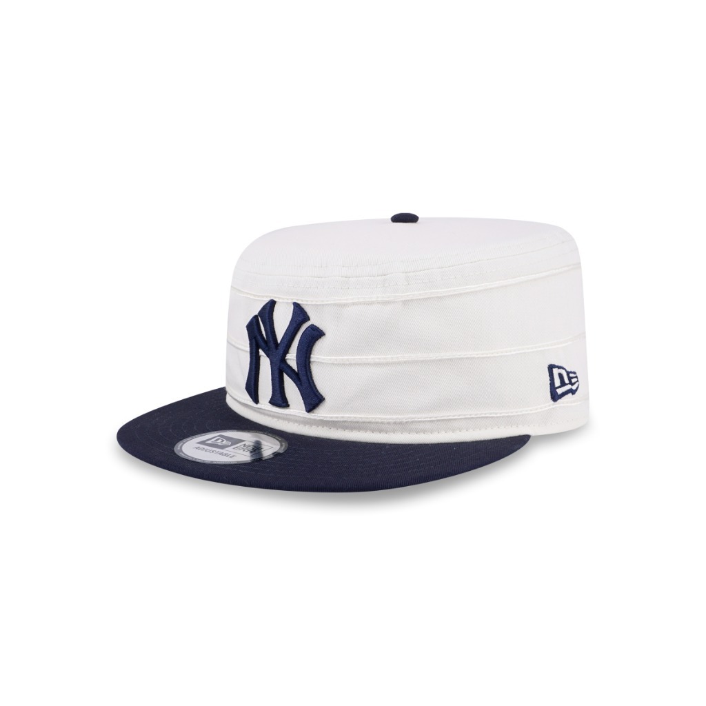 หมวกพิลล์บ็อกซ์ New Era รุ่น New York Yankees Co Pillbox Pack Chrome White And Navy Pillbox Cap