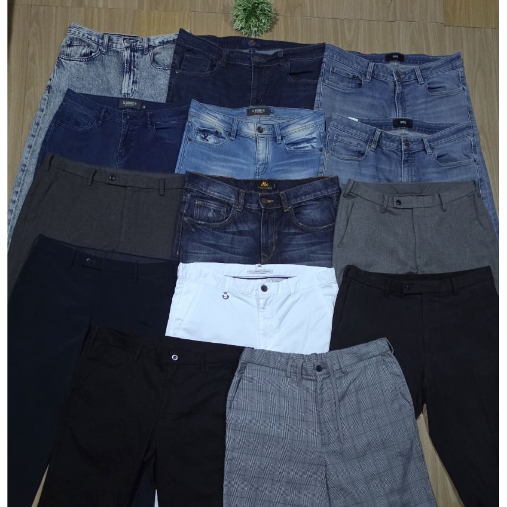 กางเกง..Uniqlo,G2000..แบรนด์..เเท้💯มือ2..สภาพดี