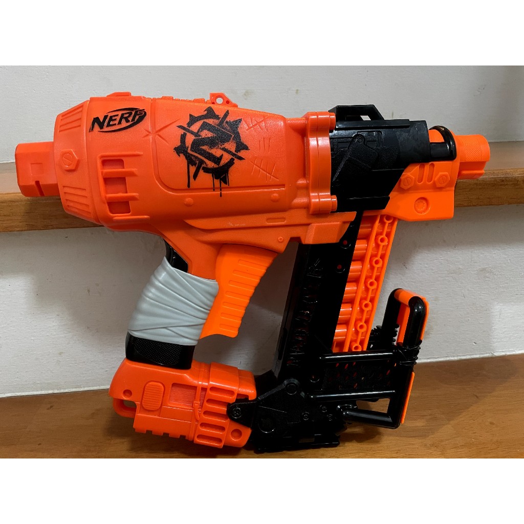 NERF Zombie Strike Nailbiter