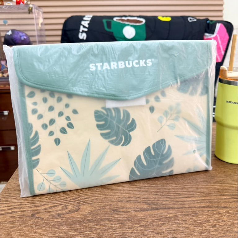 สตาร์บัคส์ Starbucks Leatherette Laptop Pouch กระเป๋าใส่โน๊ตบุ๊ค เอกสาร MacBook iPad ลายดาว ลายใบไม้ Clutch Bag สี