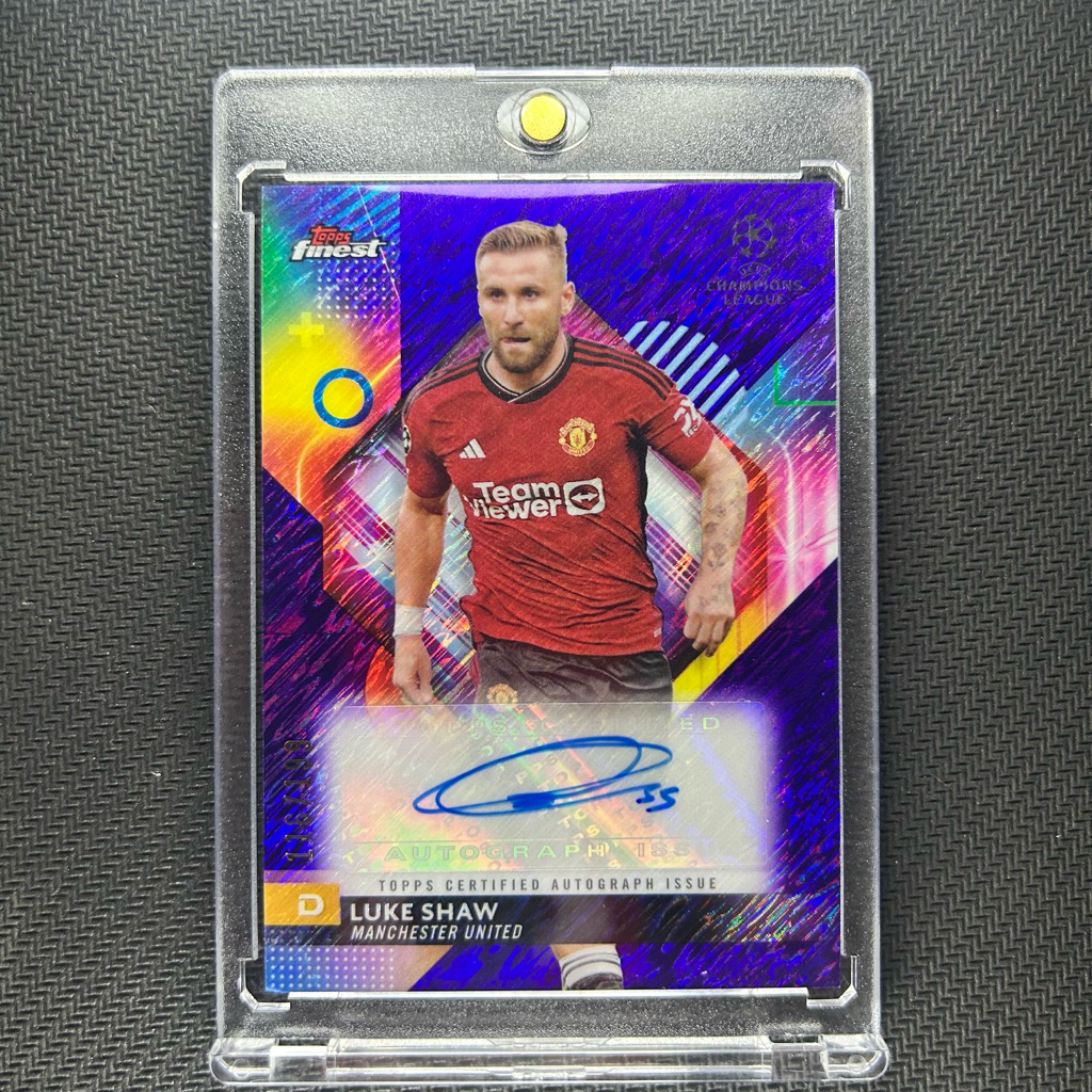Luke Shaw /199 (autograph) ToppsFinest : Manchester United👹