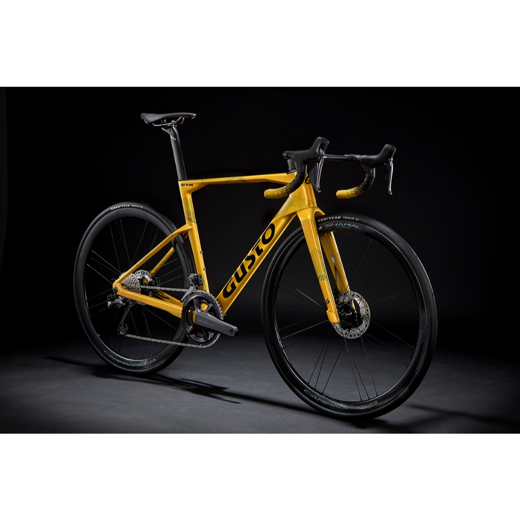 จักรยานเสือหมอบ GUSTO รุ่น GTR PRO LEGEND ( 2026) สำหรับนักปั่น ให้ความแข็งแรง น้ำหนักเบา การส่งกำลั