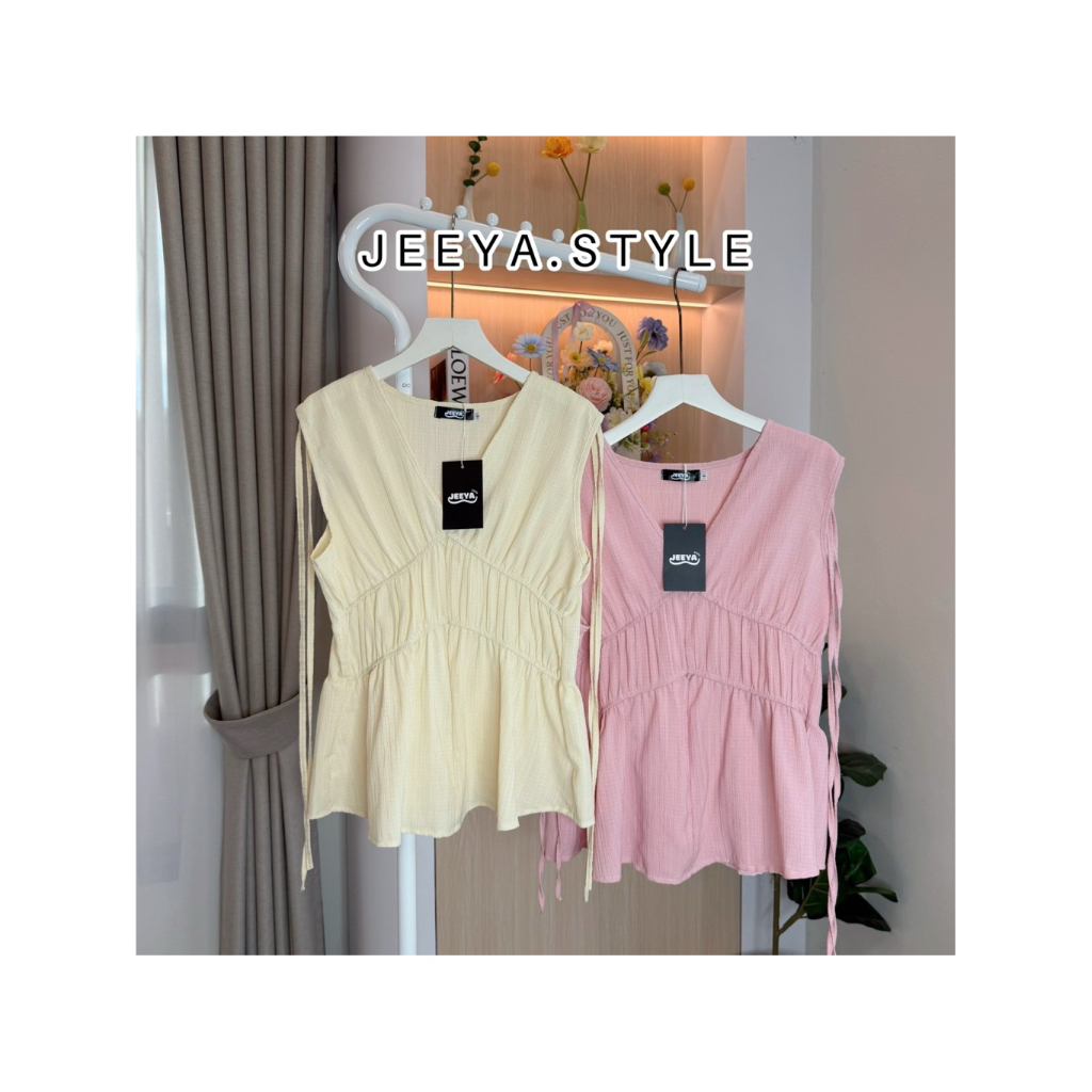 เสื้อเเขนกุดชายระบาย เเต่งจั้มตรงเอว รูดไหล่ได้ G8
