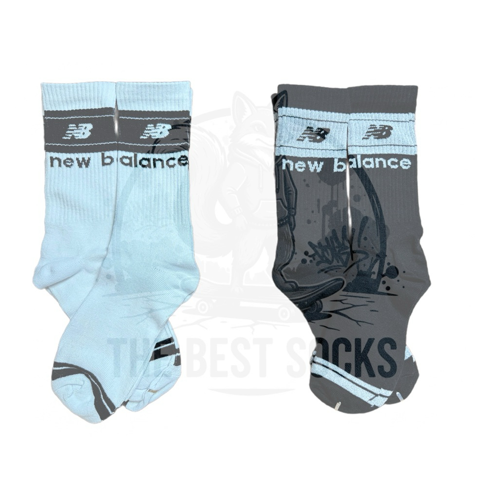 ถุงเท้าสตรีท New balance แถบใหญ่ สีพื้น ขาว - ดำ FREE SIZE