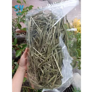 มายล Carrot top ใบเเครอท และ green oat กรีนโอ๊ต หญ้าสำหรับกระต่ายเเละสัตว์ฟันเเทะ 100 g