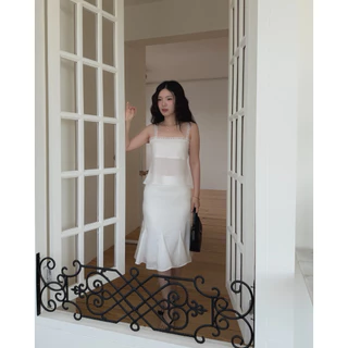 SHOP.POPO-Dewvy midi skirt กระโปรงทรง midi skirt ชายระบายหางปลา
