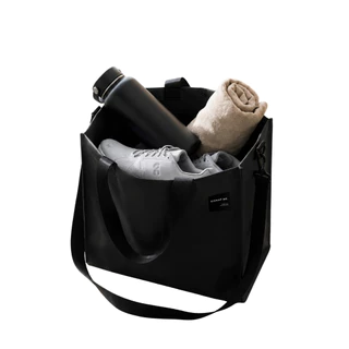 กระเป๋าสะพายข้าง ผ้าใบกันน้ำ สะพายไหล่ ขนาดใหญ่ ใส่ของ Laptop Taplet พกพาสะดวก CARTON BAG KIDNAP ME.