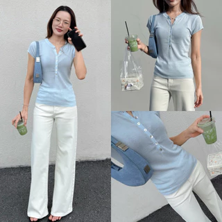 Apparel story - Lune Knit Top (ลูน) เสื้อไหมพรมทอบางดีเทลคอกระดุม