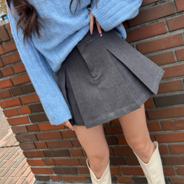 Puri & Me Onnie Wool Skirt กระโปรงเนื้อผ้าวูลPremium Wool ทรงสวย เนื้อผ้าวูลหนากำลังดี