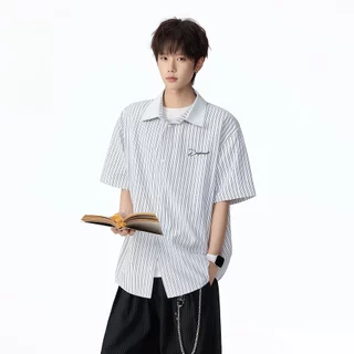 💥BecoolMan💥สไตล์อเมริกัน ปลอมสองชิ้น เสื้อเชิ้ต ฤดูร้อน แขนสั้น รุ่นคู่รัก หลวมสบาย ลายเส้นสีตัดกัน สไตล์นักศึกษา