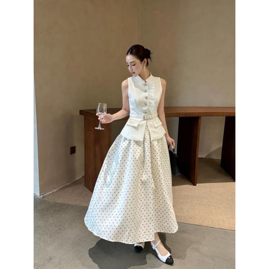 [NITTAYA] D2898 ชุดเซ็ตเวียดนามเสื้อคอกลมแขนกุดดีเทลกระดุมไข่มุกแต่งดอกลูกไม้กระโปรง+เข็มขัด สวยหรูผู้ดี ใส่ออกงาน ดินเน