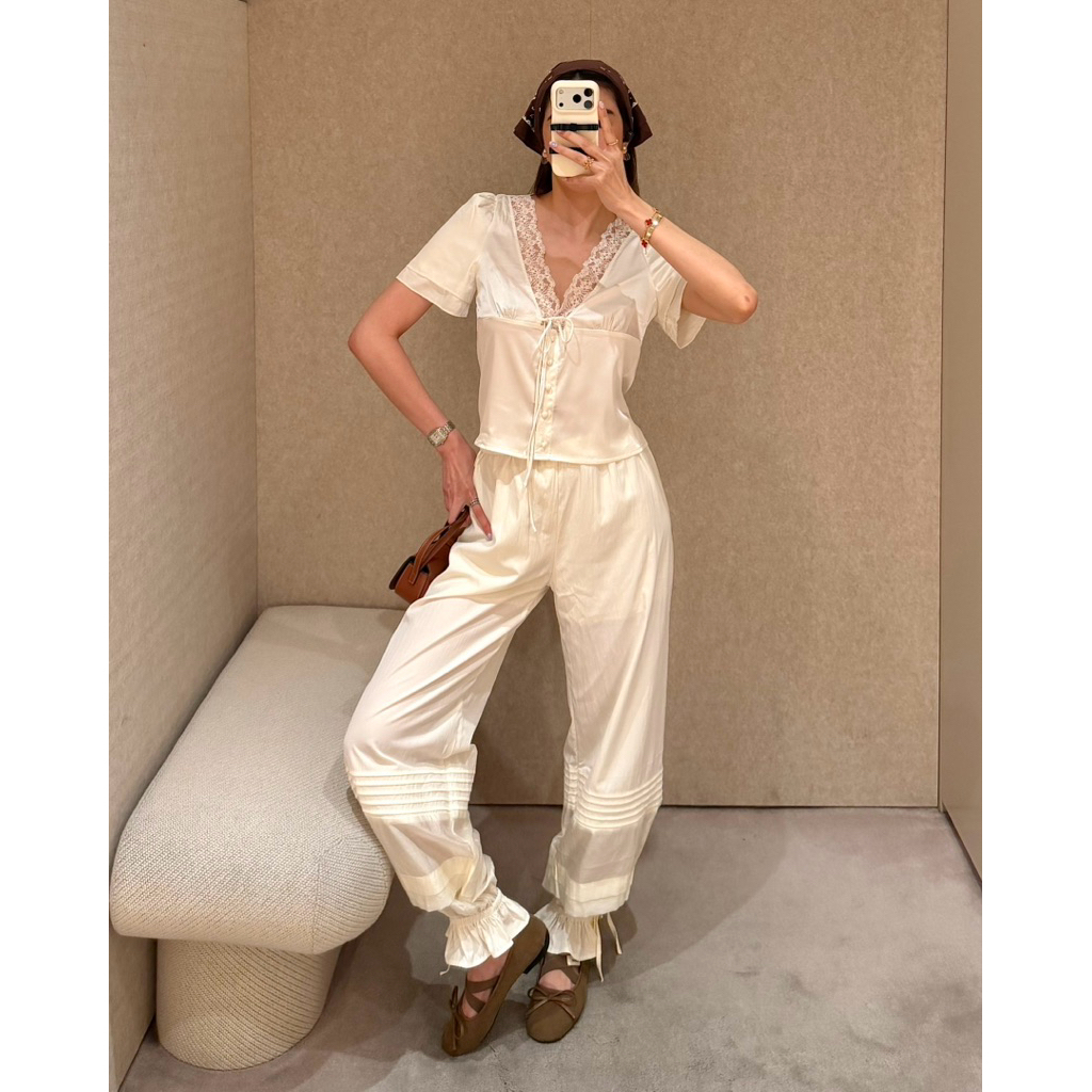 Ginie Pants กางเกงผ้าไนลอนพองปลาย (พรีออเดอร์ของเข้าช่วงต้นเดือนหน้าค่า)