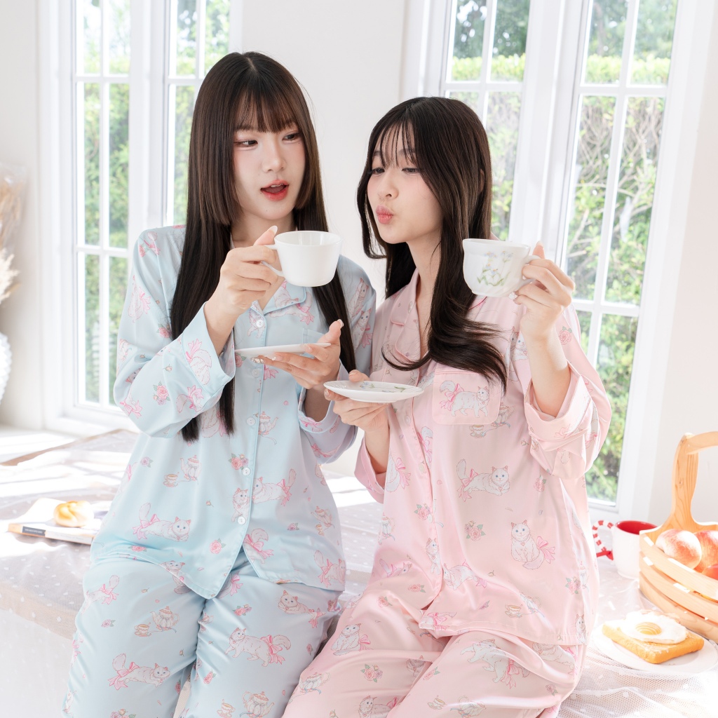 ชุดนอน LovelyNight แขนยาว-ขายาว Cat Afternoon Tea B17