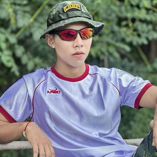 เสื้อ_jAreo_สีขาว_ผ้ามันเงา_ปักแดง