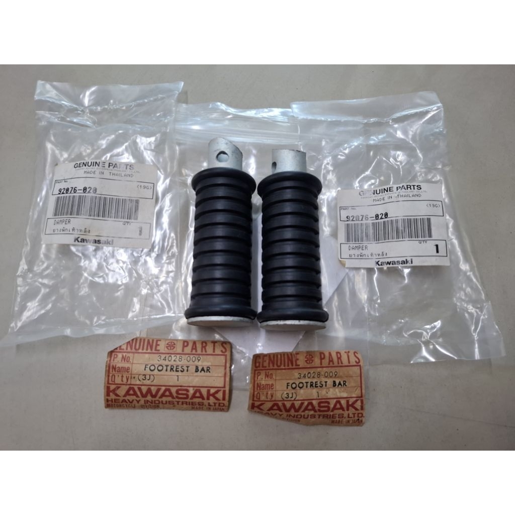 พักเท้าหลังใส่ Kawasaki KH110-GTO-KH125-G7-GA3-90SS-GA5-G3T-KE100-125-175-KH250-KH400-KL250 หรือรุ่น