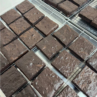 Classic Chocolate Brownie by PUKKI PUKKI * 1-2วันจัดส่งค่ะ