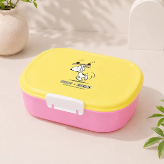 ✨มาใหม่✨ Snoopy กล่องข้าวเข้าไมโครเวฟ กล่องข้าว ลิขสิทธิ์แท้ สำหรับใส่อาหาร ใส่ข้าว พลากสติก Food grade รุ่น FC19