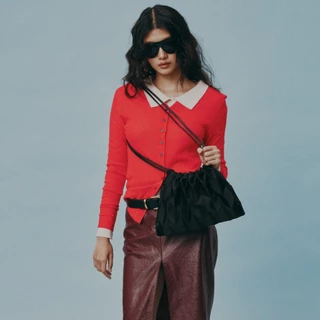 Pavi Studio - W Pull กระเป๋าผ้าอัดพลีทลาย W สายหนังแท้ มี 4 สี
