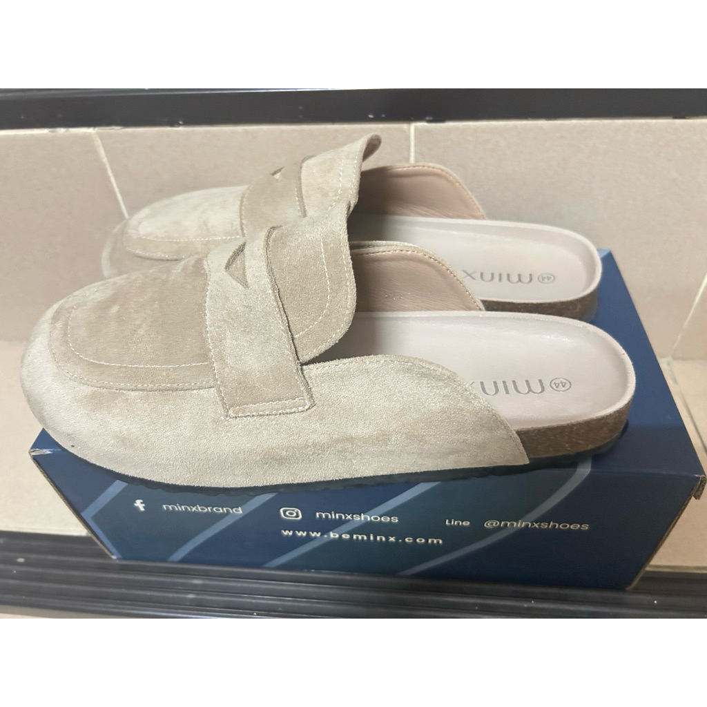 Minx รุ่น Wynn slipper รองเท้าสลิปเปอร์ หนังกลับ minxshoes