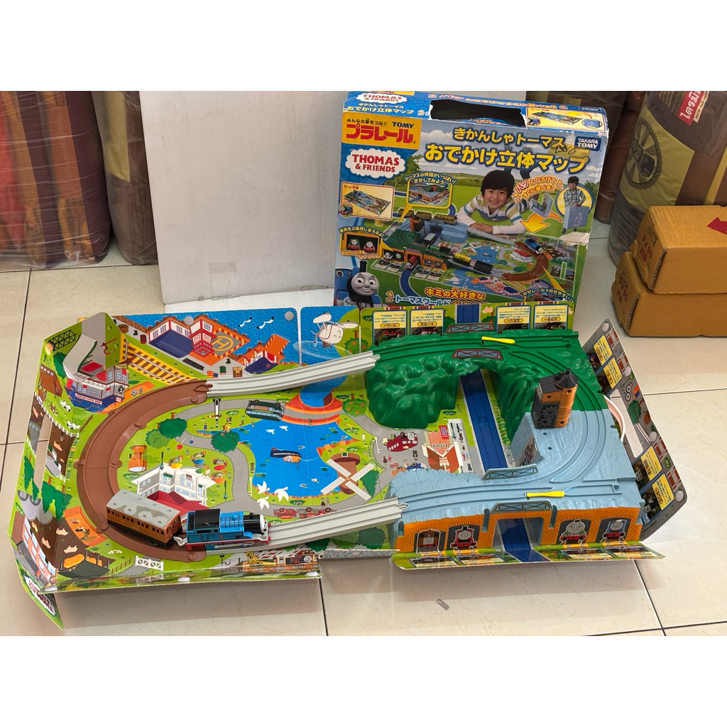 รางรถไฟโทมัส Thomas Go Out Solid Map (Plarail)