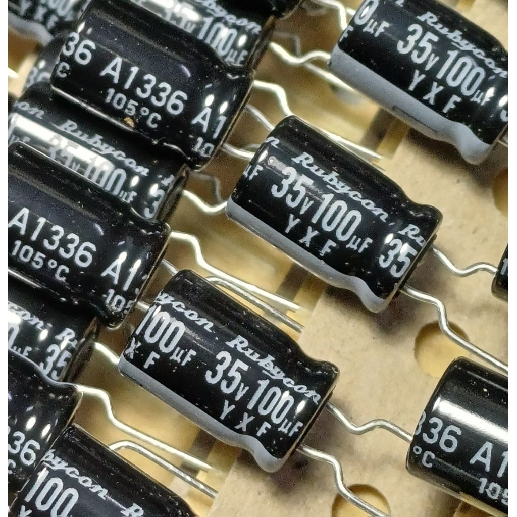 Rubycon YXF 100uf 35v (ราคา10ตัว) capacitor ตัวเก็บประจุ คาปาซิเตอร์