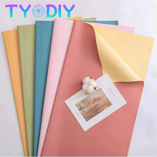 กระดาษห่อช่อดอกไม้ 20แผ่น/แพ็ค กันน้ำ สีเดียวและทูโทน กระดาษด้าน กระดาษห่อของขวัญ 56x56 ซม.
