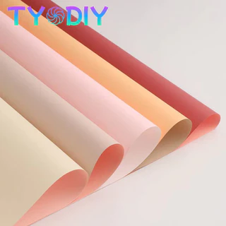 กระดาษห่อช่อดอกไม้ 20แผ่น/แพ็ค กันน้ำ สีเดียวและทูโทน กระดาษด้าน กระดาษห่อของขวัญ 56x56 ซม.