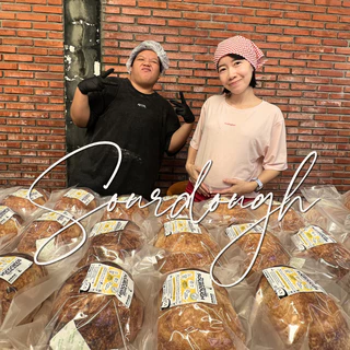 Classic Sourdough คลาสสิคซาวร์โด 650g. (น้ำหนักแป้งโดว์ก่อนอบ)