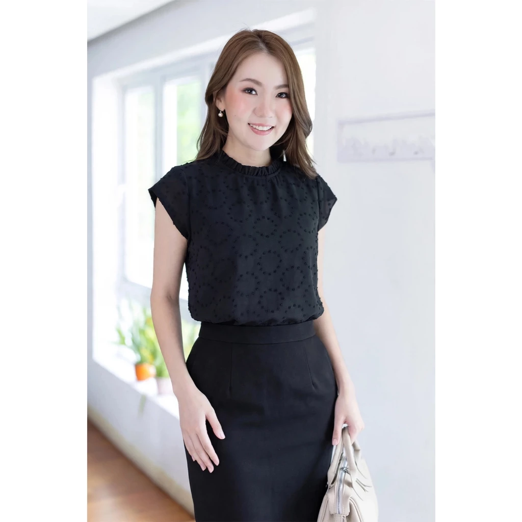Narinari : MT2758 Ruff Collar Cap Sleeve Blouse