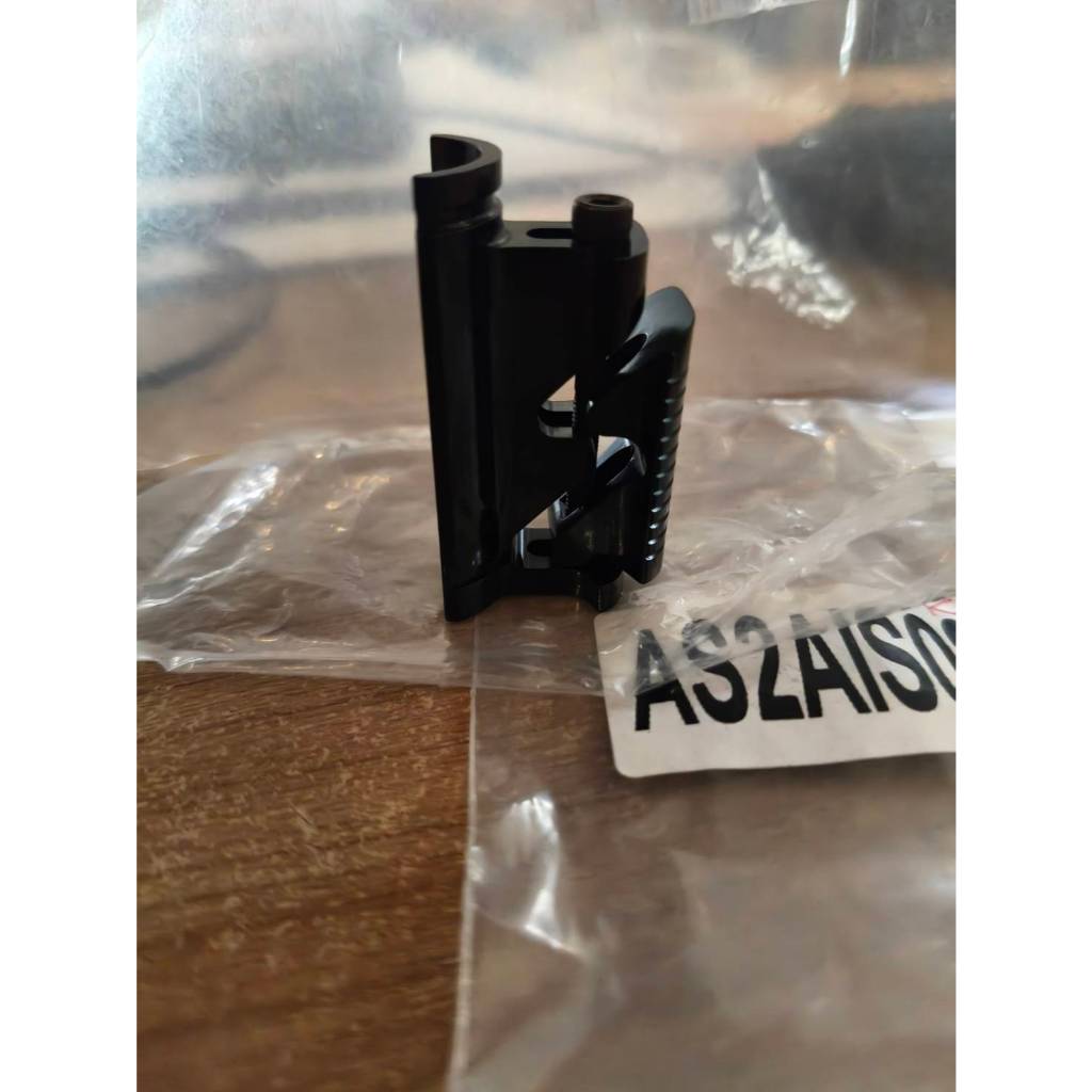 อะไหล่จักรยาน Pinarello Seatpost Di2/EPS Internal Battery Hanger F8